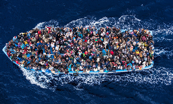 Spania og Italia krangler om migranttrafikken