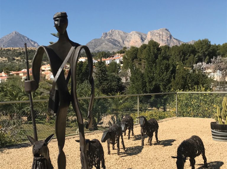 Skulpturparken  Klein-Schreuder i Alfaz del Pí feirer 20 års jubileum