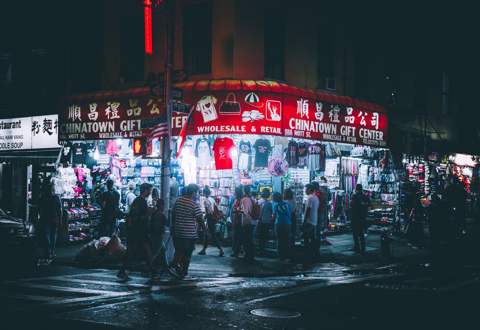 people in china town
